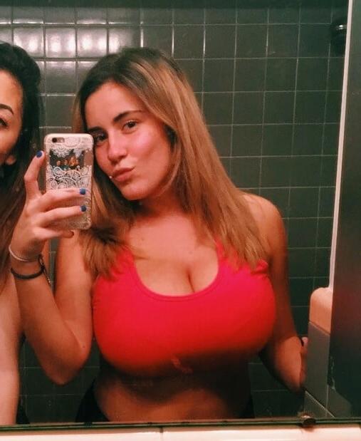 25P Busty Amateur 36