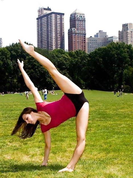 23P Flexible girls.(no nude)