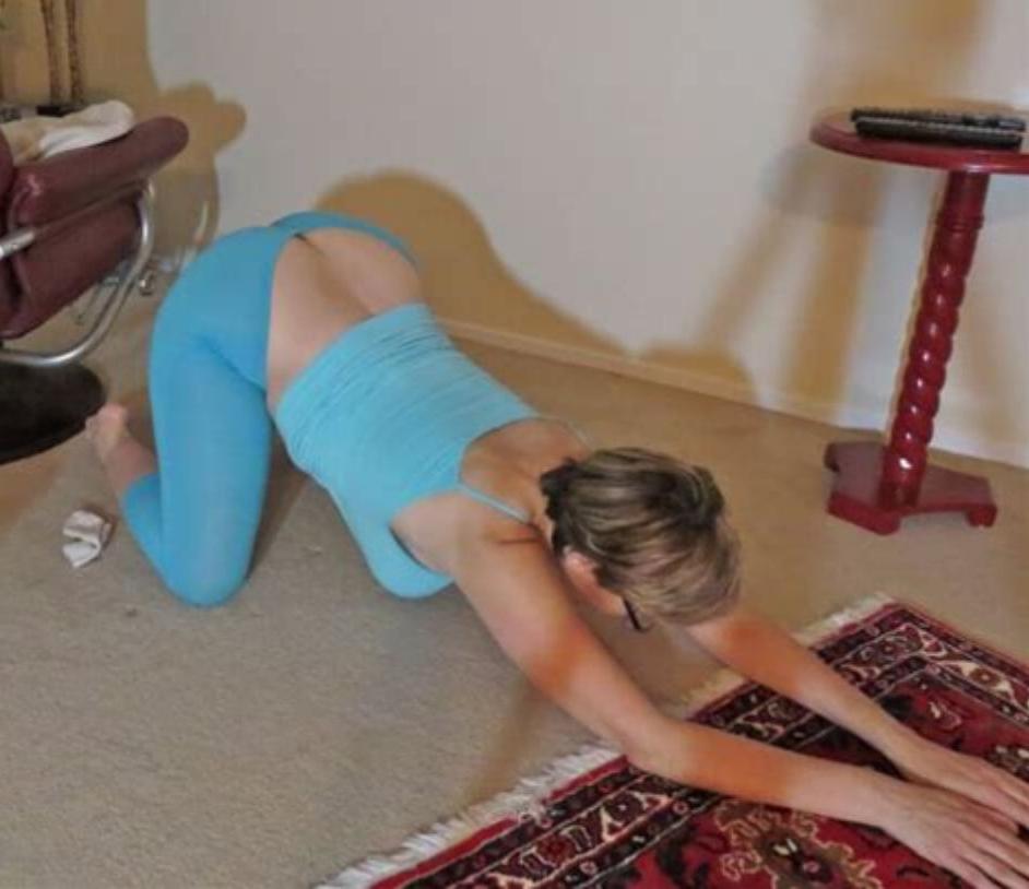 25P Gorgeous and Busty Mature Ladies 12