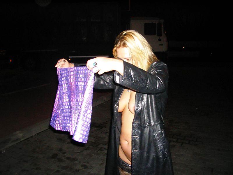 11P As street hooker Als strassenhure...