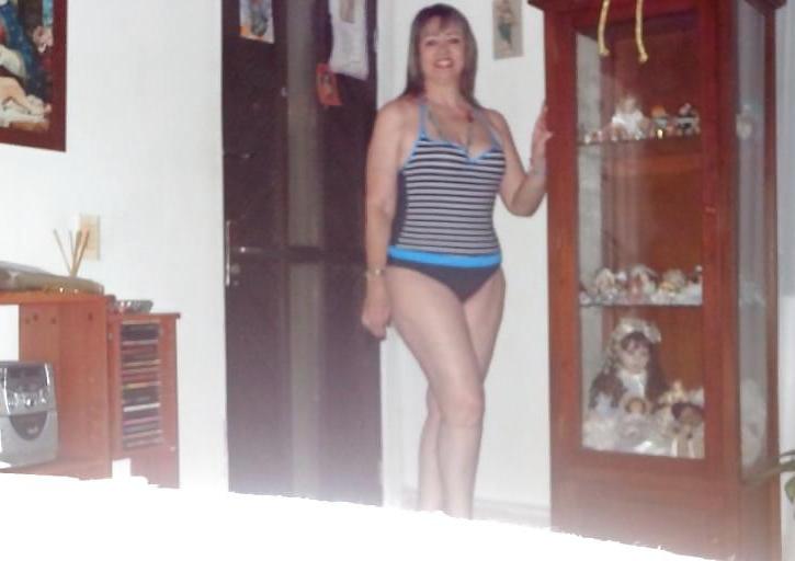 15P Mature Colombian 54 years old