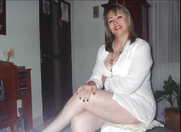 15P Mature Colombian 54 years old