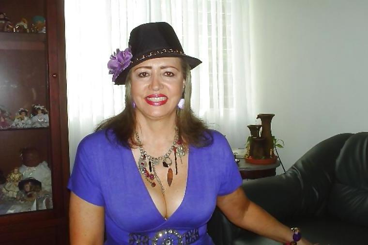 15P Mature Colombian 54 years old