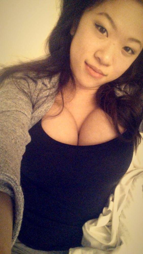 13P Busty Amateur 31