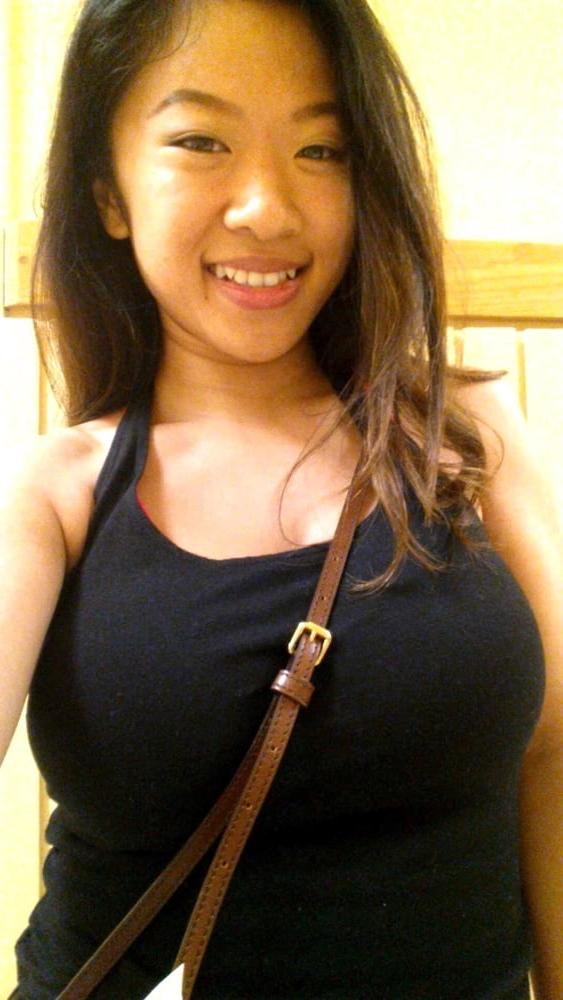 13P Busty Amateur 31
