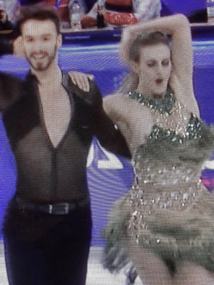 25P Gabriella Papadakis oops Olympiques Games feb 2018
