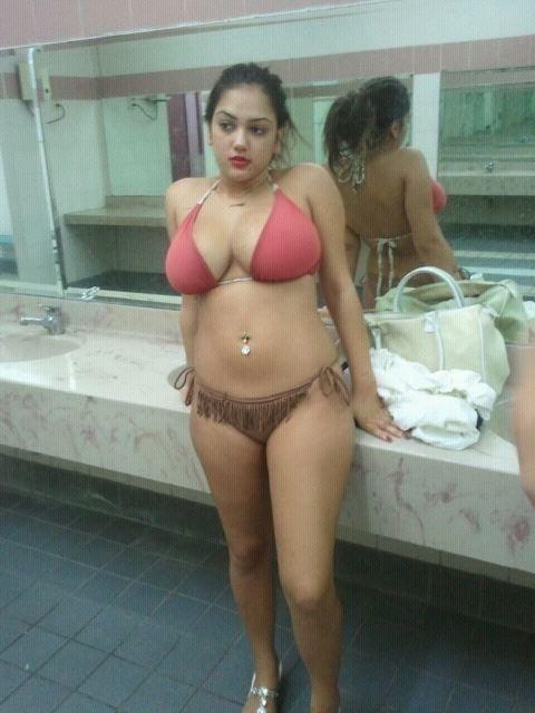 9P Busty Amateur 28