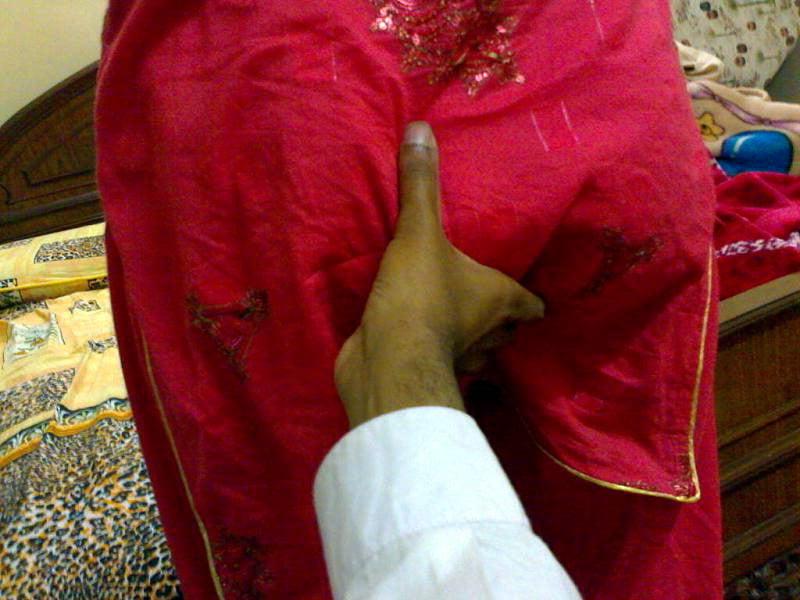 25P Desi Porn Pics 13