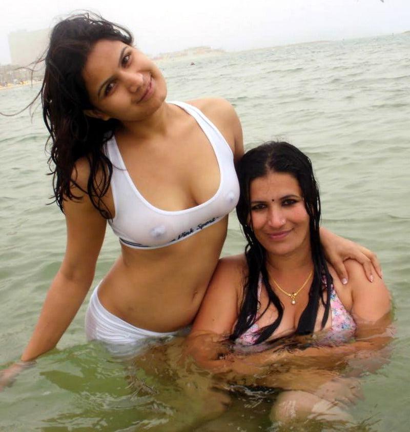25P Desi Porn Pics 13