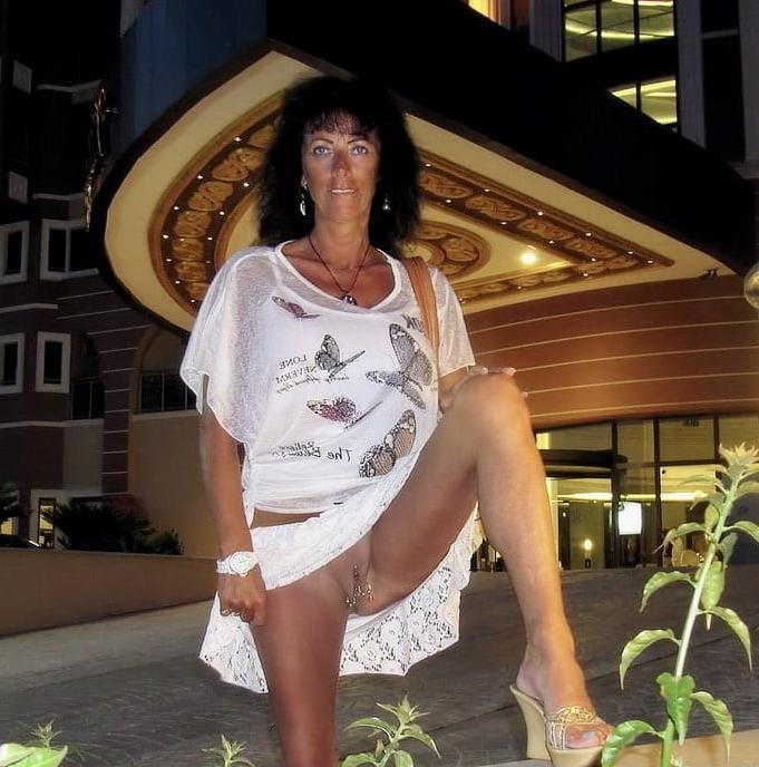 25P Mature beauty mix