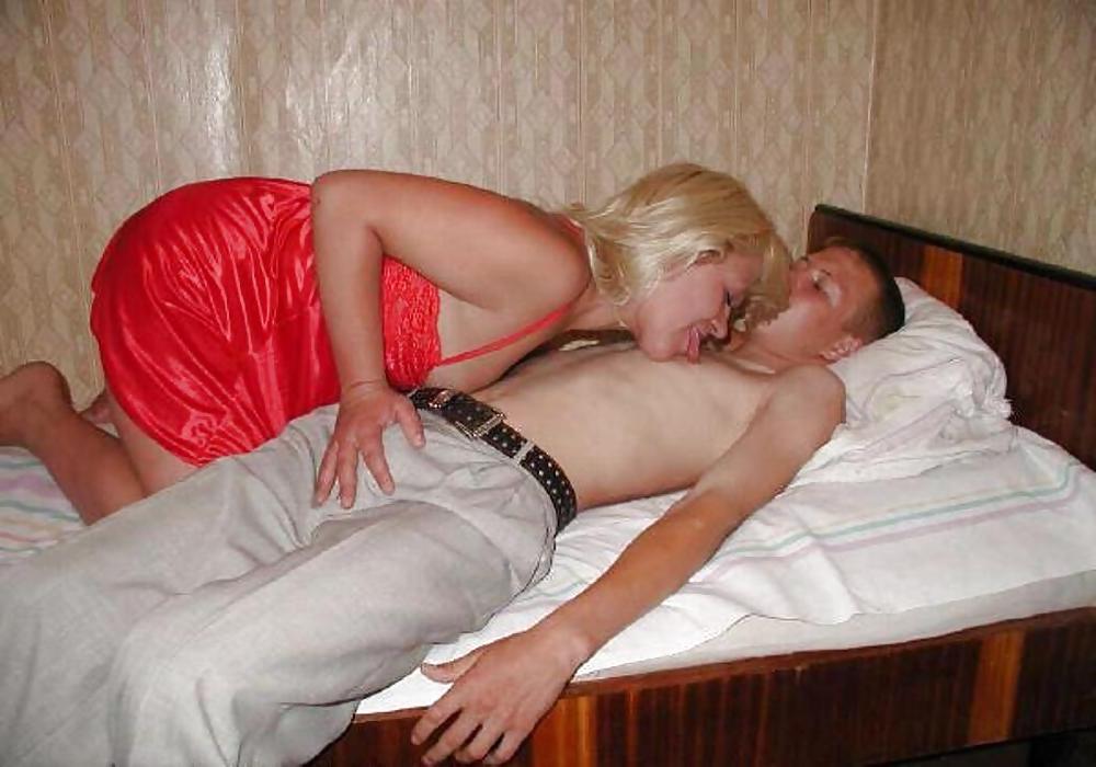 7P Fast Blowjob With My Son