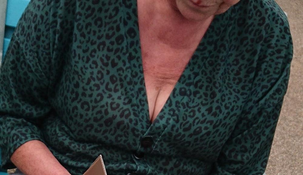 20P Downblouse