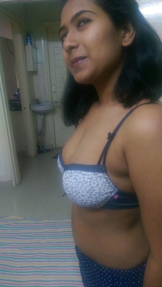 25P Compiled set of beautiful hairy desi pussy (106)