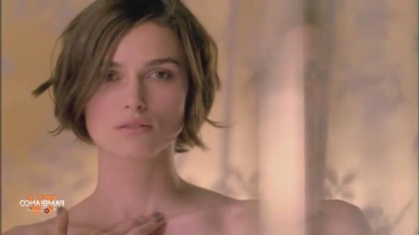25P Keira Knightley My ideal woman is flat chested volume 2.