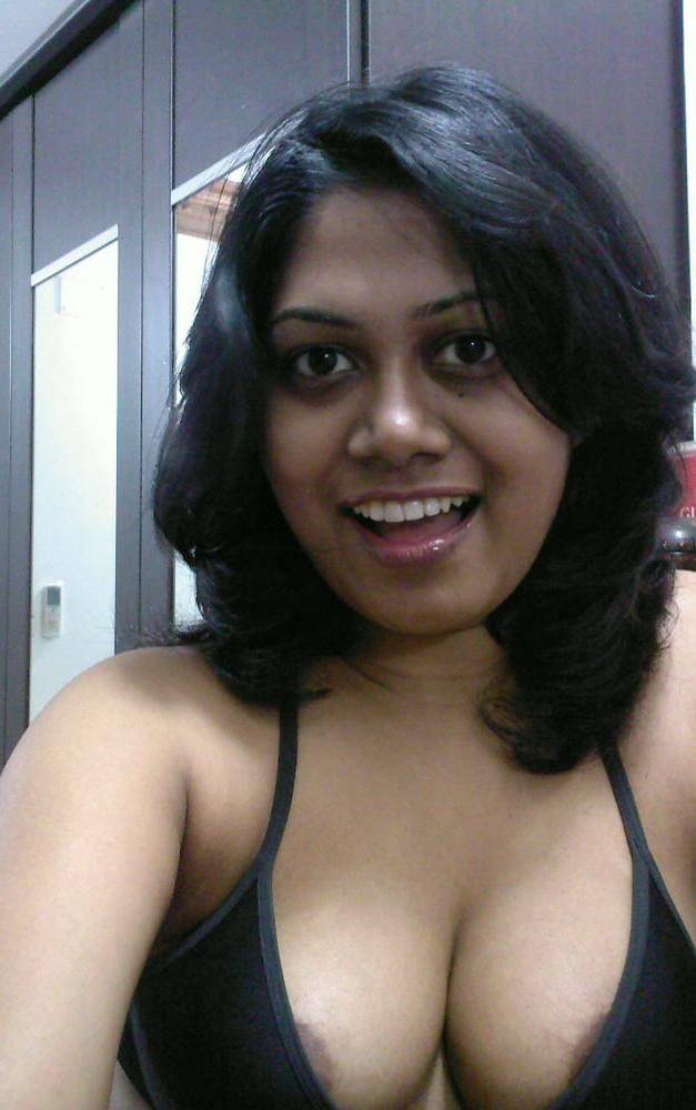 25P Desi Porn Pics 15