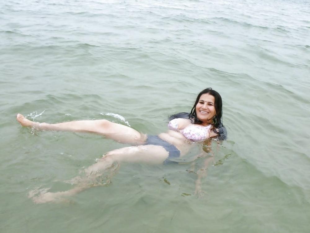15P Hot sexy Indian desi MILF tits with sister (108)
