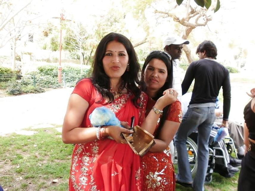 15P Hot sexy Indian desi MILF tits with sister (108)