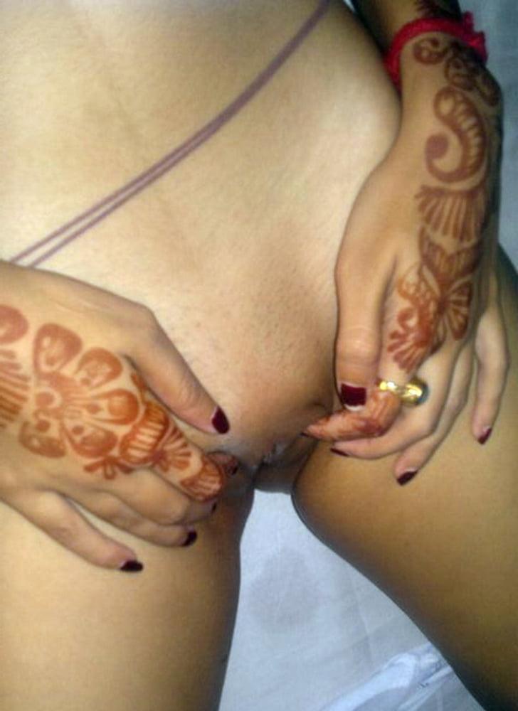 25P Desi Porn Pics 9