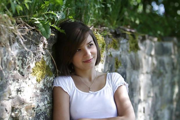8P Beautyfull russian teen - what would you like to do with her