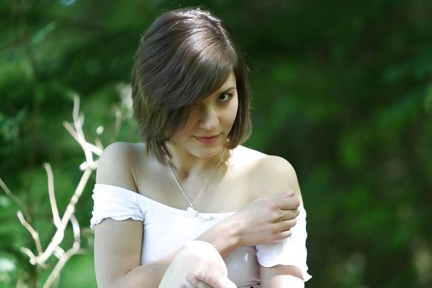 8P Beautyfull russian teen - what would you like to do with her