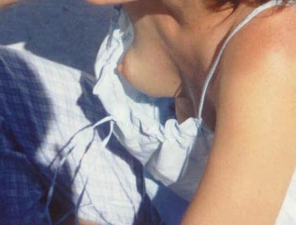 25P Downblouse & Nippelblicke 247