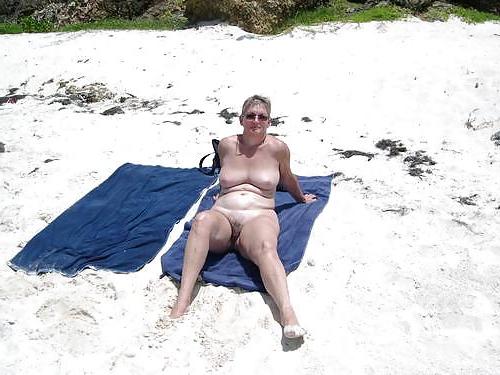6P From nudist beach