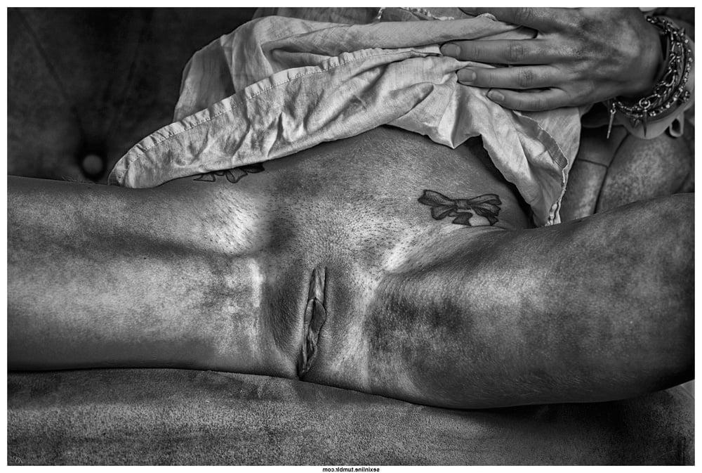 25P Beauty in Black and White 43