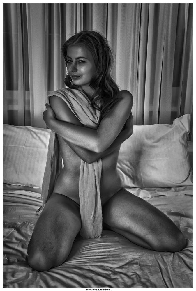 25P Beauty in Black and White 35