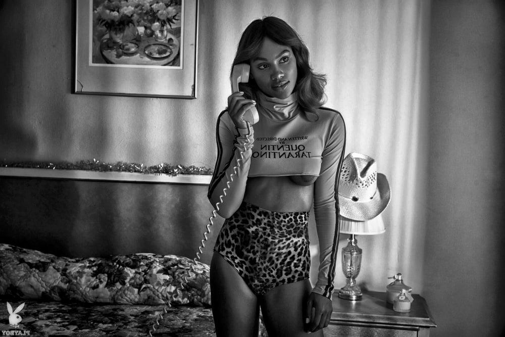 25P Beauty in Black and White 18