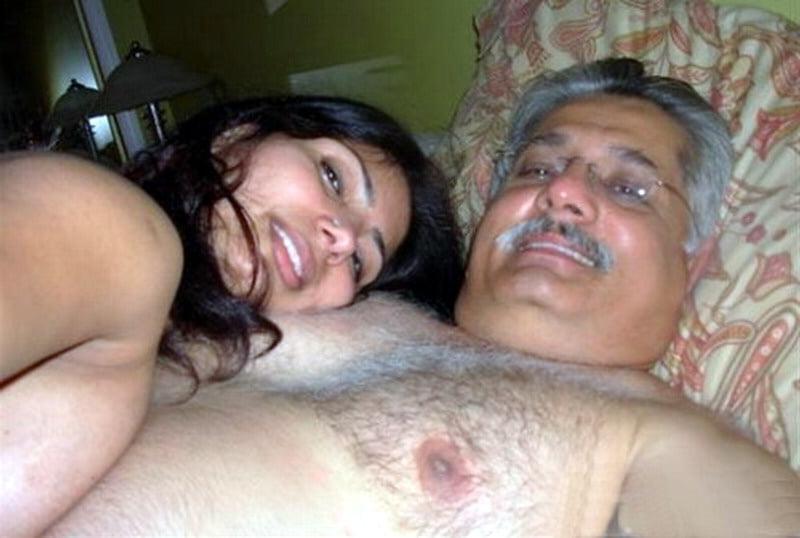 25P Desi-Pornobilder 1