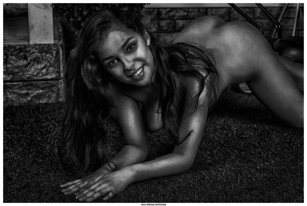 25P Beauty in Black and White 41