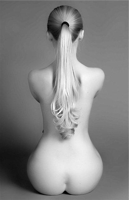 25P All Sizes, All Sexy - Beauty In Black &amp; White 2 (pics)
