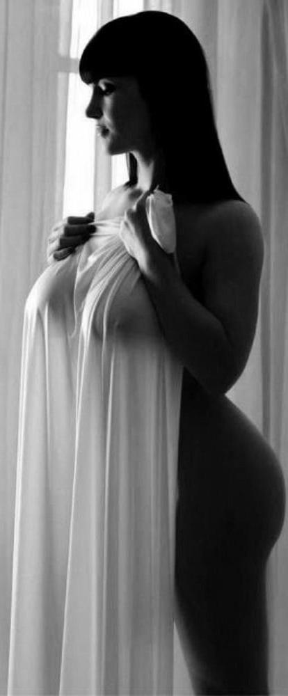 25P All Sizes, All Sexy - Beauty In Black &amp; White 2 (pics)