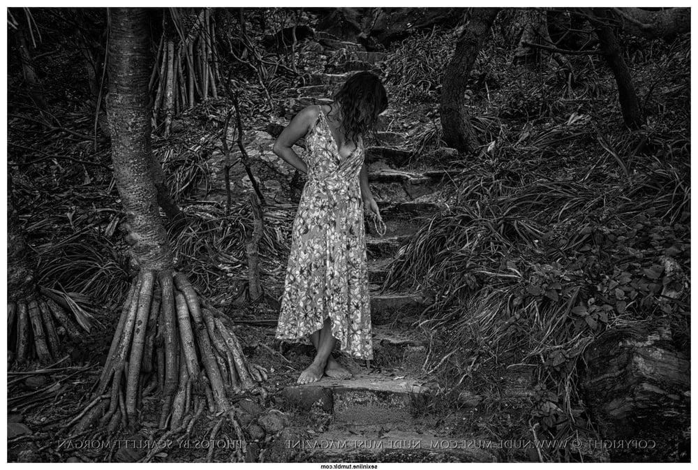 25P Beauty in Black and White 38
