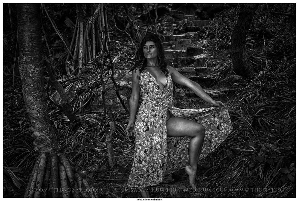 25P Beauty in Black and White 38