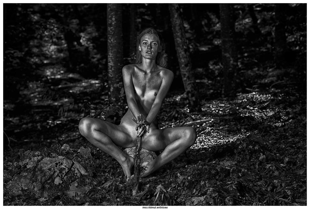 25P Beauty in Black and White 36