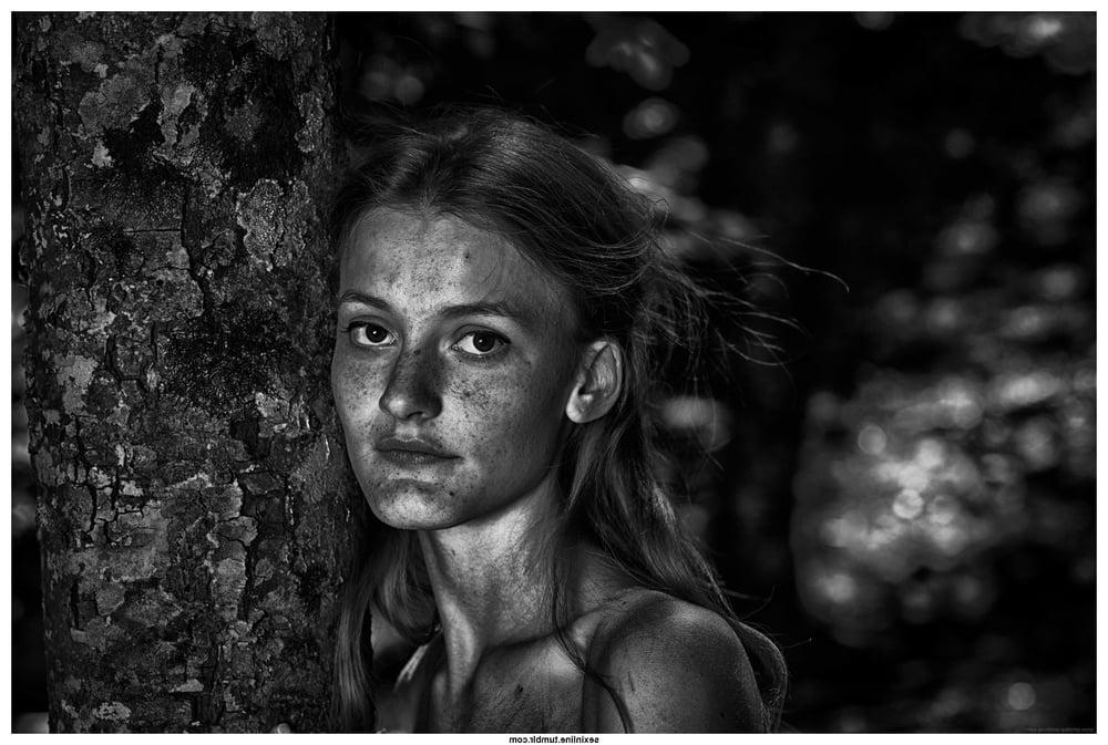 25P Beauty in Black and White 36