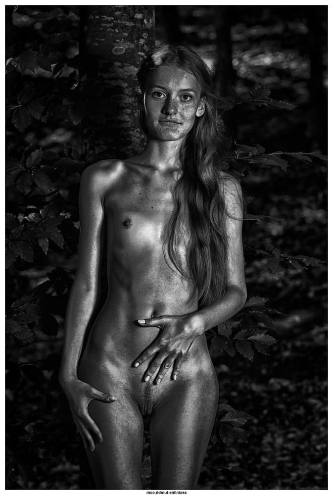 25P Beauty in Black and White 36