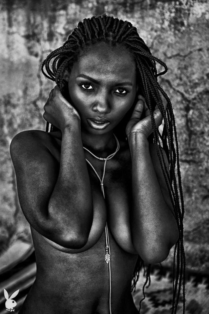 25P Beauty in Black and White 23