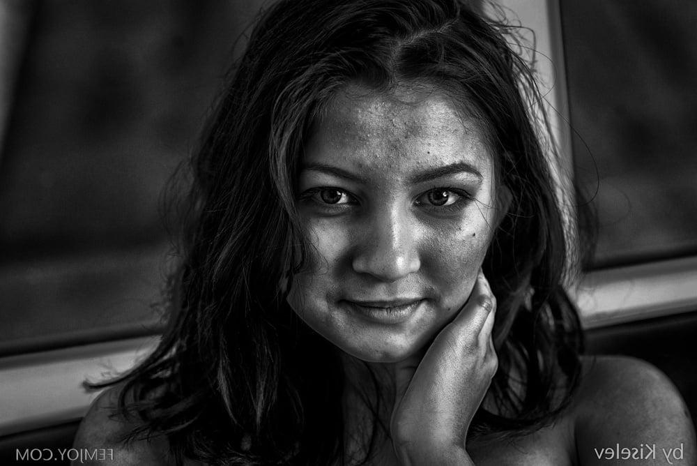 25P Beauty in Black and White 4