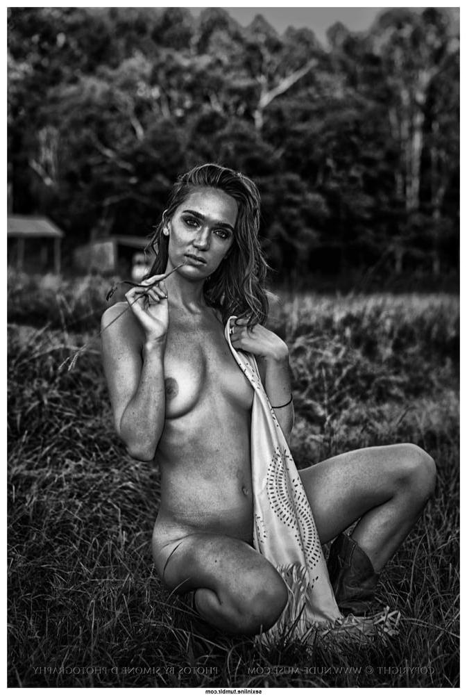 25P Beauty in Black and White 29