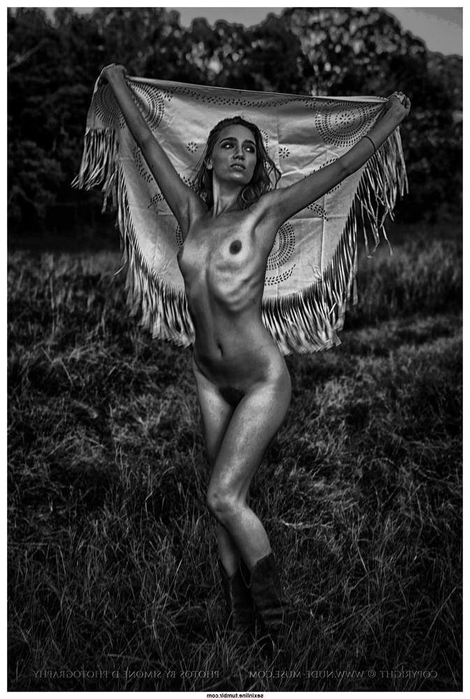 25P Beauty in Black and White 29