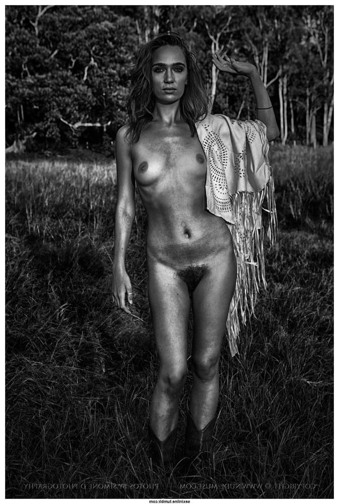 25P Beauty in Black and White 29