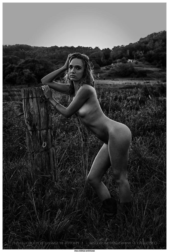 25P Beauty in Black and White 29
