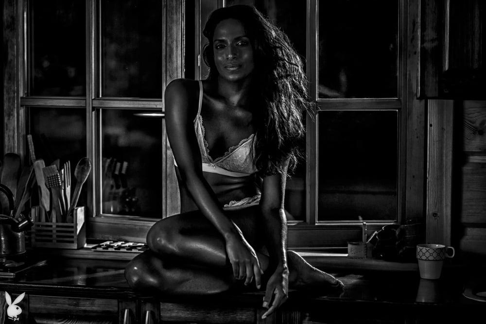 25P Beauty in Black and White 22