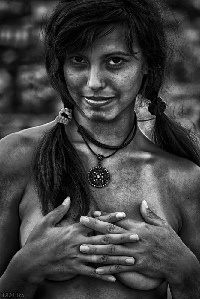25P Beauty in Black and White 2