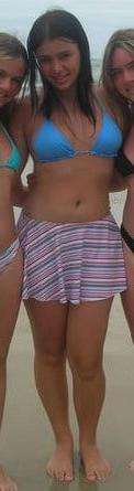 23P Busty brunette