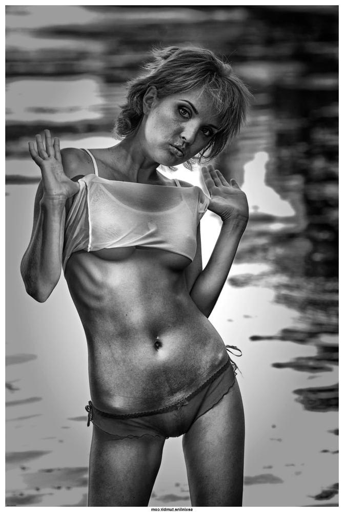 25P Beauty in Black and White 31