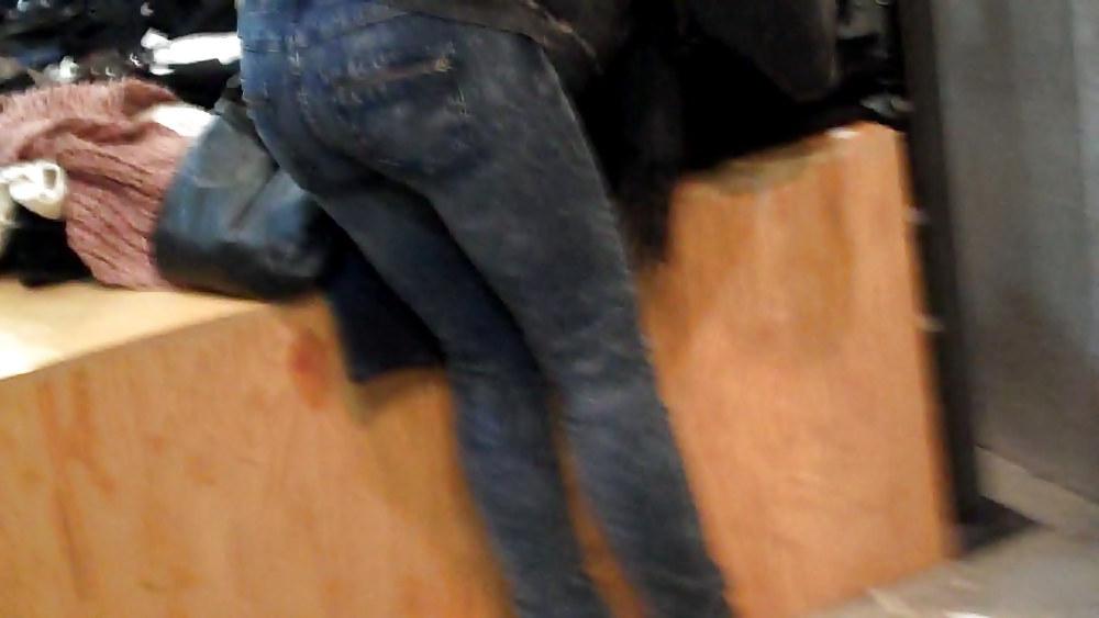 25P Blue jeans stuffed with rear ends ass & butts