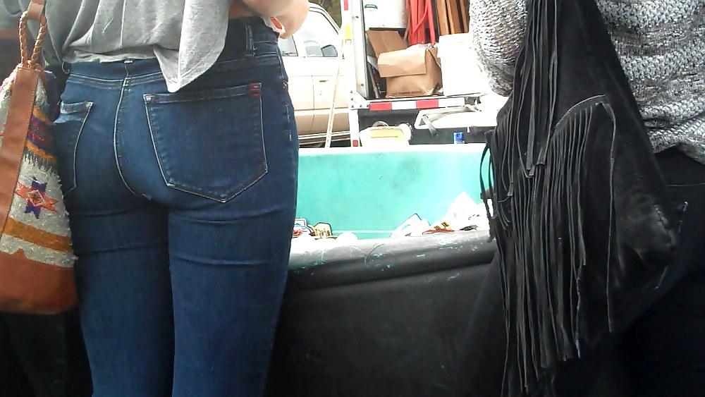 25P Blue jeans stuffed with rear ends ass & butts
